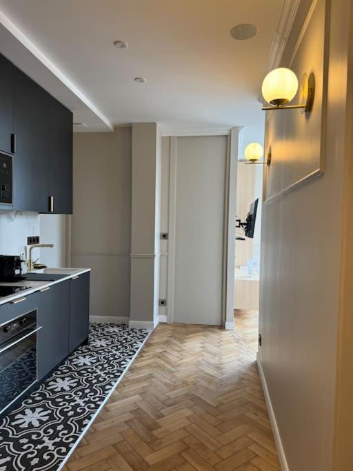 Bel Appartement Climatise En Plein Coeur De ลีลล์ ภายนอก รูปภาพ